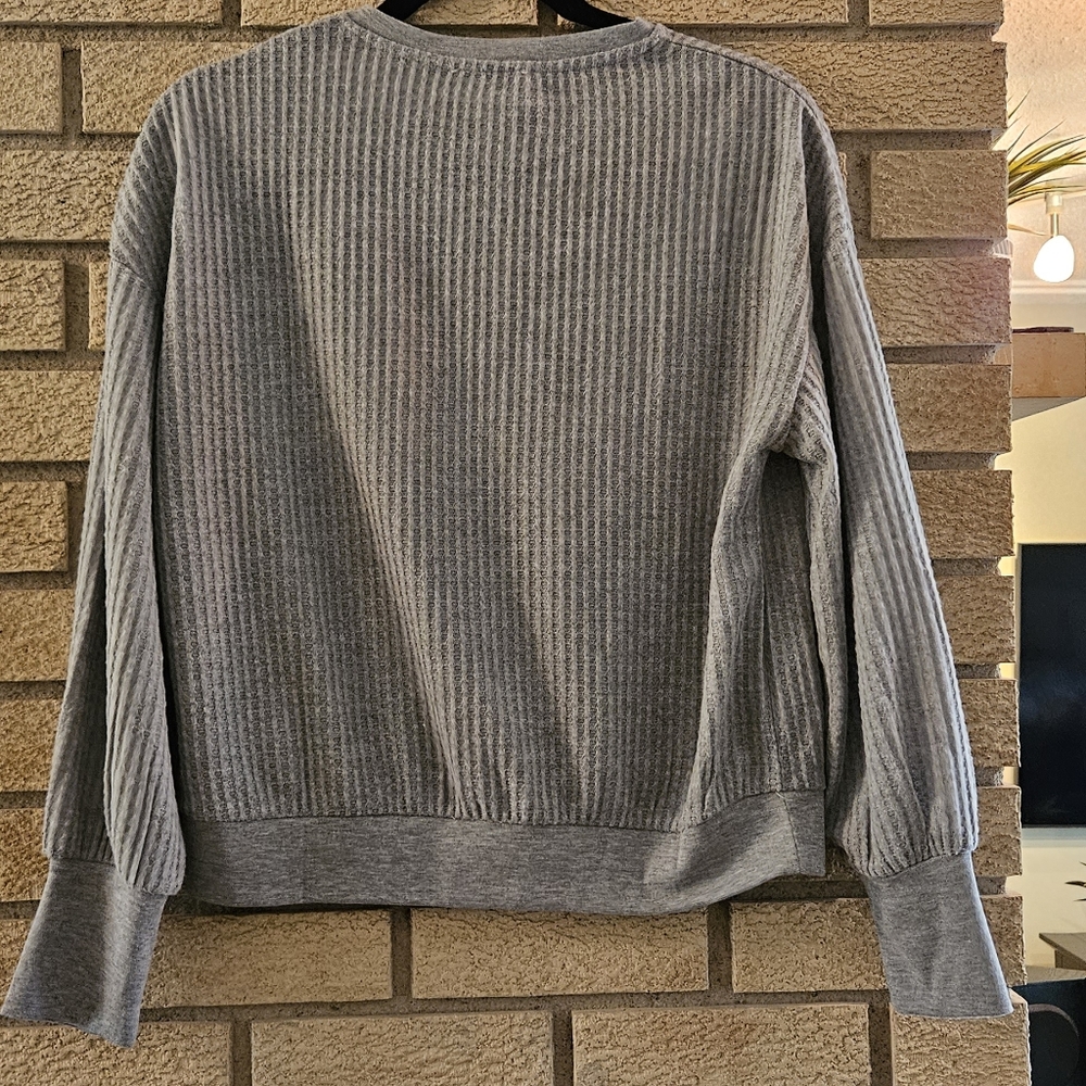 Sweater - Picture 5 of 5